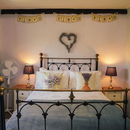 Michouat Chambre D'Hotes Vidou 外观 照片